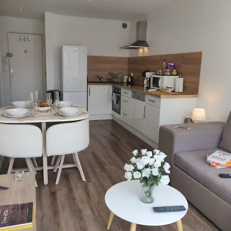 Appart'homecity - Ile Lacroix Seine *