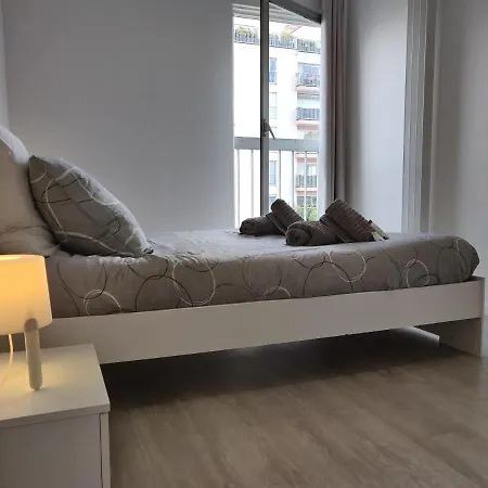 Appart'homecity - Ile Lacroix Seine 公寓 *