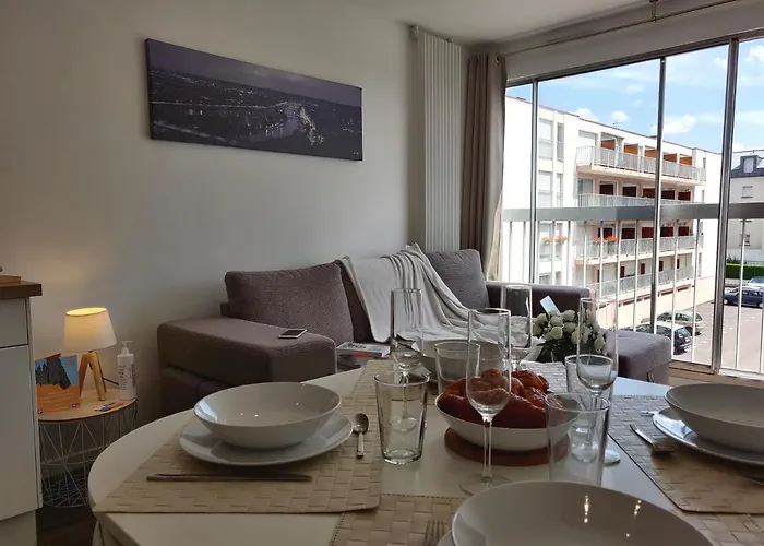 Apartment Appart'homecity - Ile Lacroix Seine Rouen